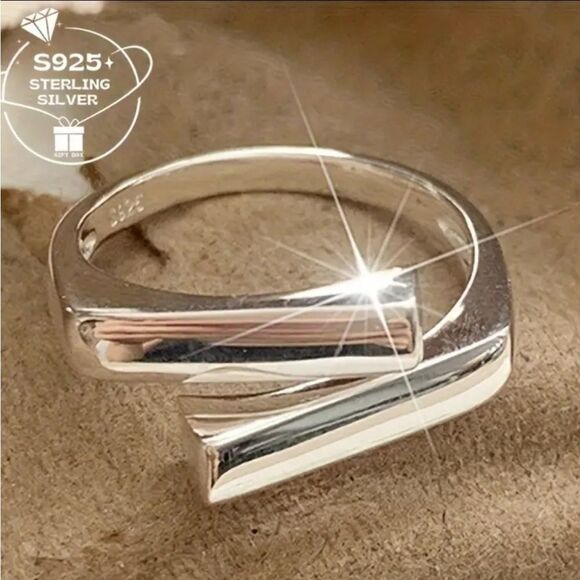 Bold Statement 925 Silver Women's Open Ring - Picture 4 of 6